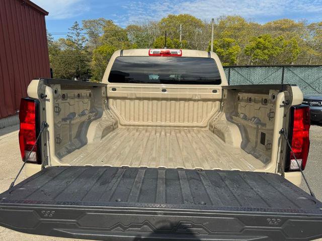 Used 2024 Chevrolet Colorado W/T RWD image 7