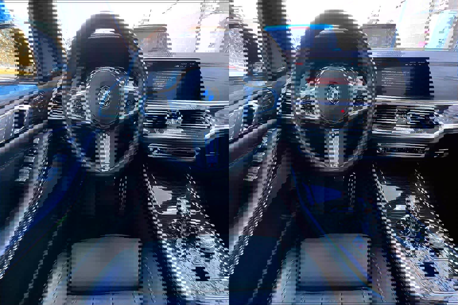 Used 2022 BMW X7 M50i image 6