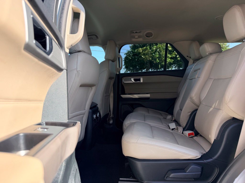 Certified 2023 Ford Explorer Limited AWD/4WD image 15
