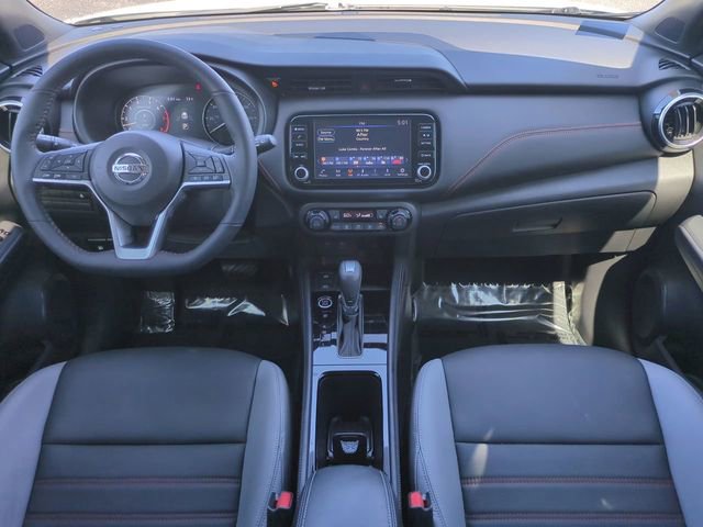 Used 2021 Nissan Kicks SR w/ SR Premium Package image 16