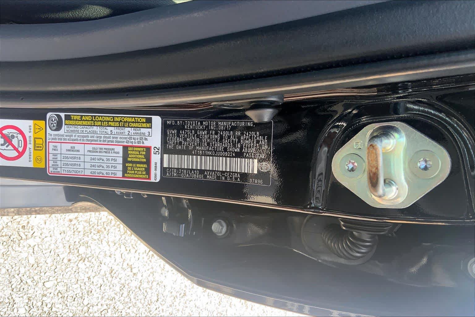 Used 2018 Toyota Camry XLE FWD image 32