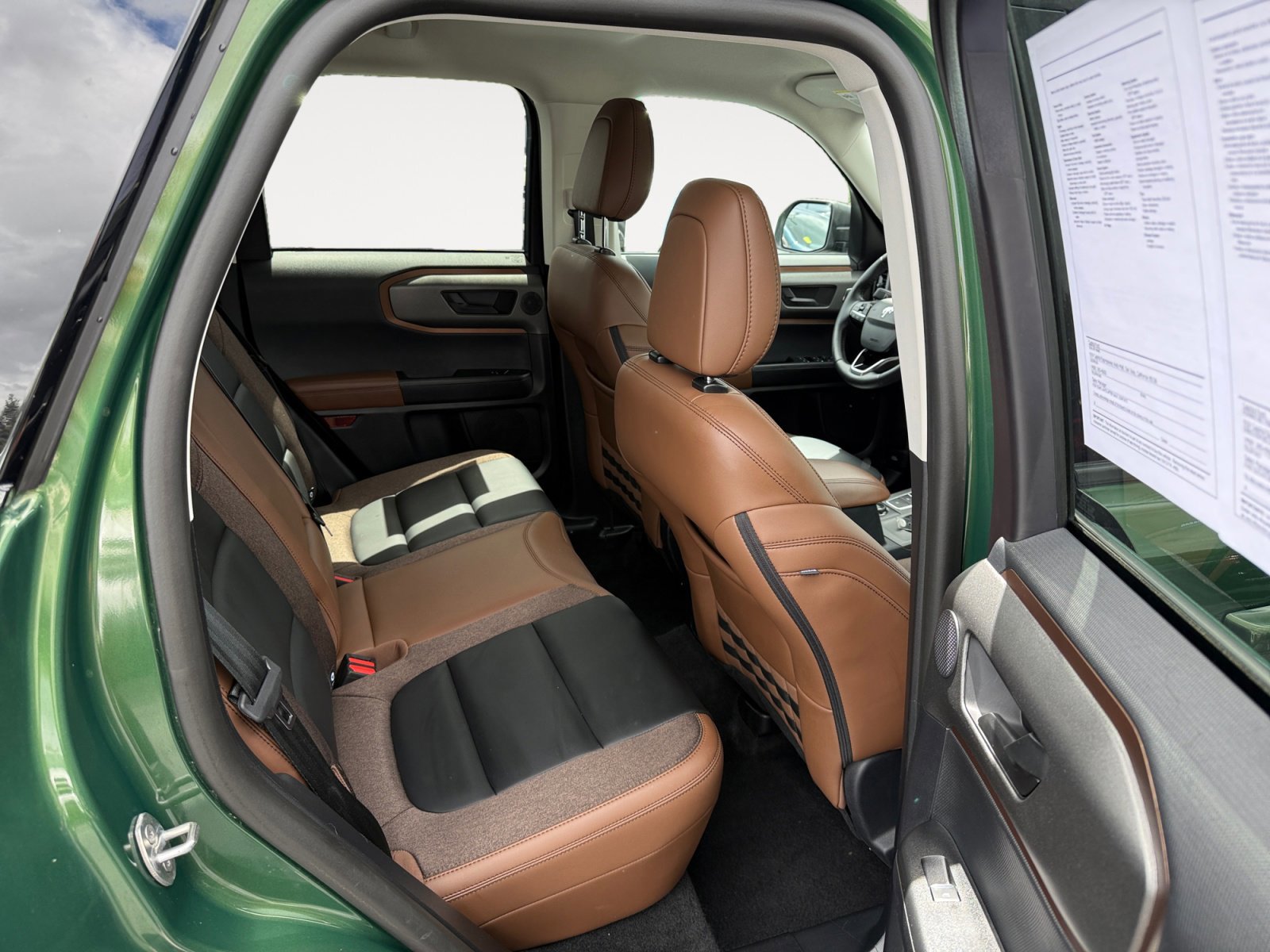 Certified 2025 Ford Bronco Sport Outer Banks w/ Outer Banks Tech Package+ AWD/4WD image 18