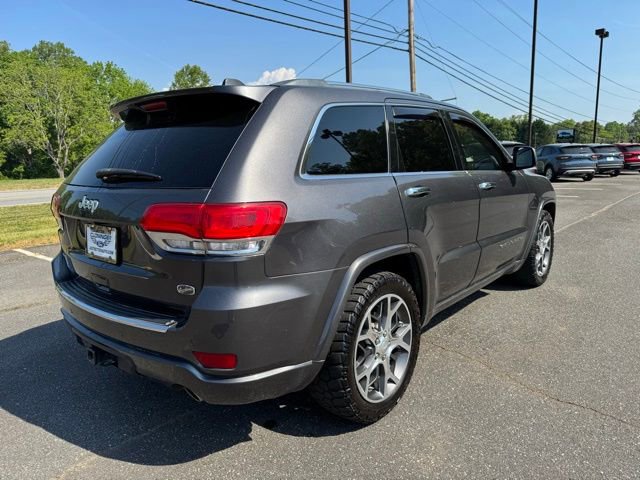 Used 2020 Jeep Grand Cherokee Overland AWD/4WD image 10