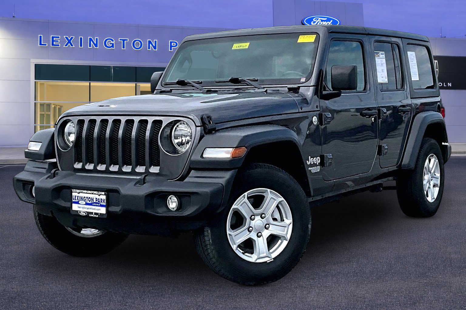 Used 2021 Jeep Wrangler Unlimited Sport AWD/4WD image 3