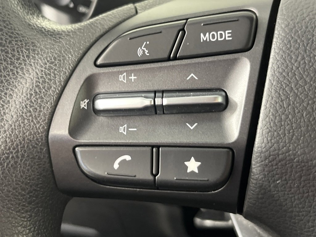 Used 2023 Hyundai Kona SEL image 17