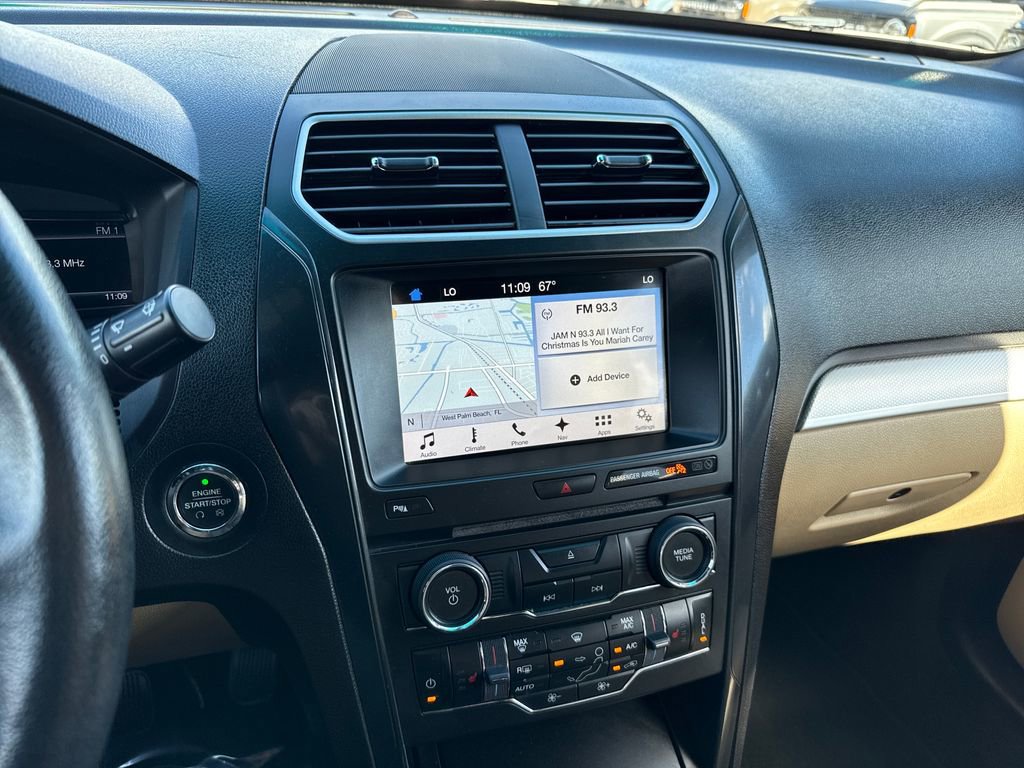 Certified 2017 Ford Explorer XLT w/ Equipment Group 202A image 20