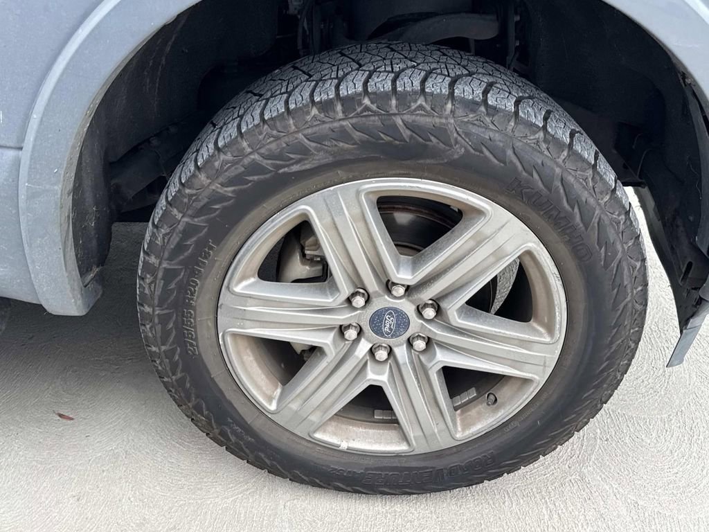 Certified 2019 Ford F150 Lariat w/ Equipment Group 502A Luxury image 12