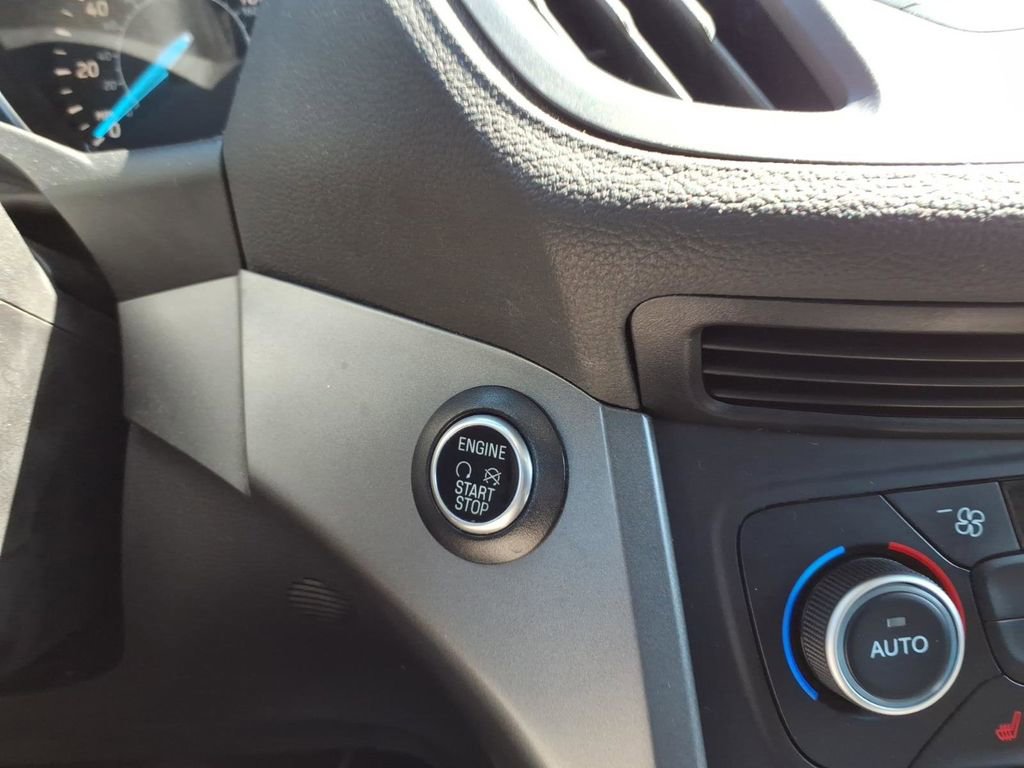 Certified 2019 Ford Escape SEL AWD/4WD image 21