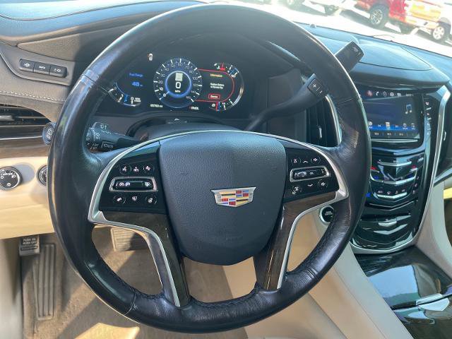 Used 2020 Cadillac Escalade Luxury w/ LPO, Radiant Package image 9
