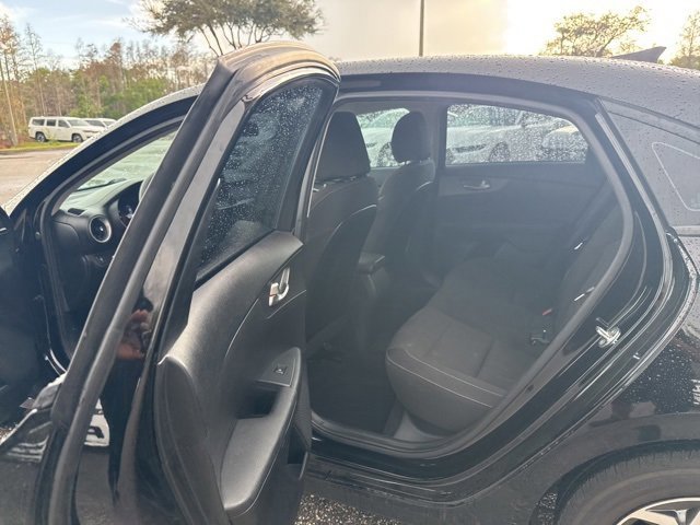 Used 2020 Kia Forte LXS image 13