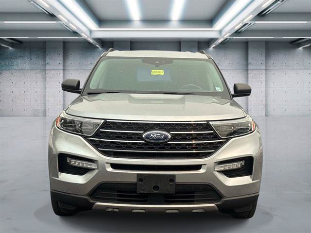 Certified 2023 Ford Explorer XLT w/ Equipment Group 202A AWD/4WD image 2