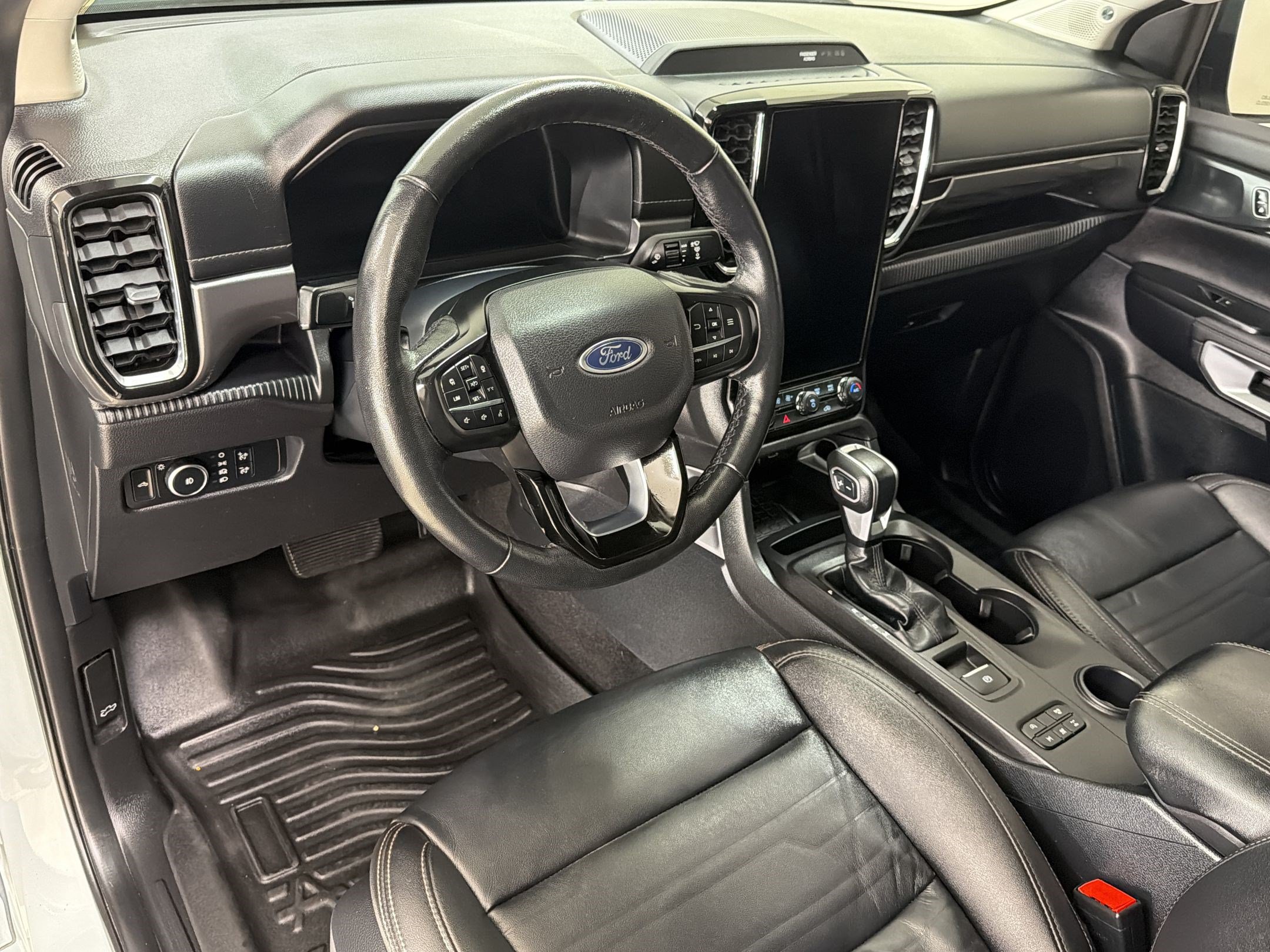 Certified 2024 Ford Ranger Lariat RWD image 4