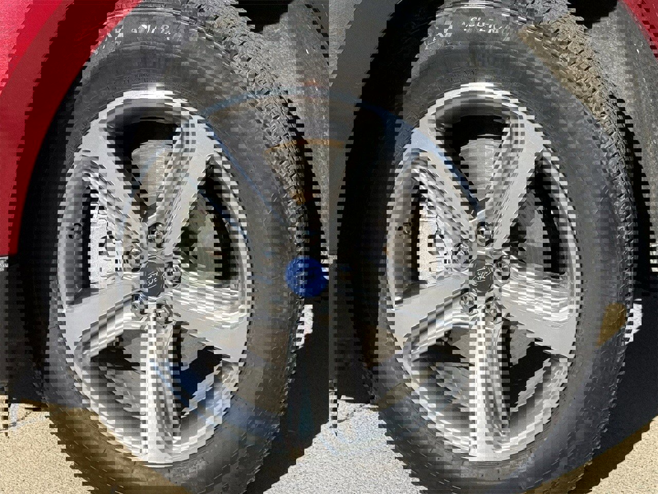 Certified 2019 Ford Edge SEL w/ Equipment Group 201A image 9