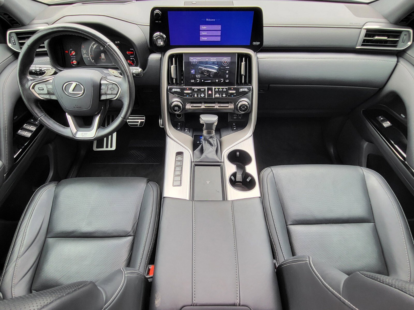 Used 2023 Lexus LX 600 F Sport w/ Accessory Package (Z1) AWD/4WD image 14