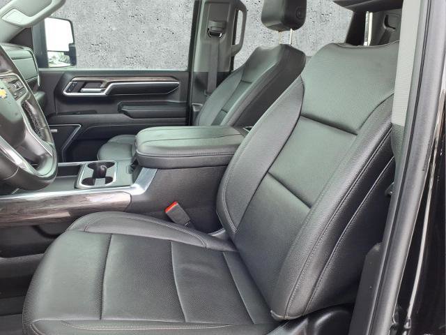 Used 2024 Chevrolet Silverado 3500 LTZ w/ LTZ Convenience Package image 22