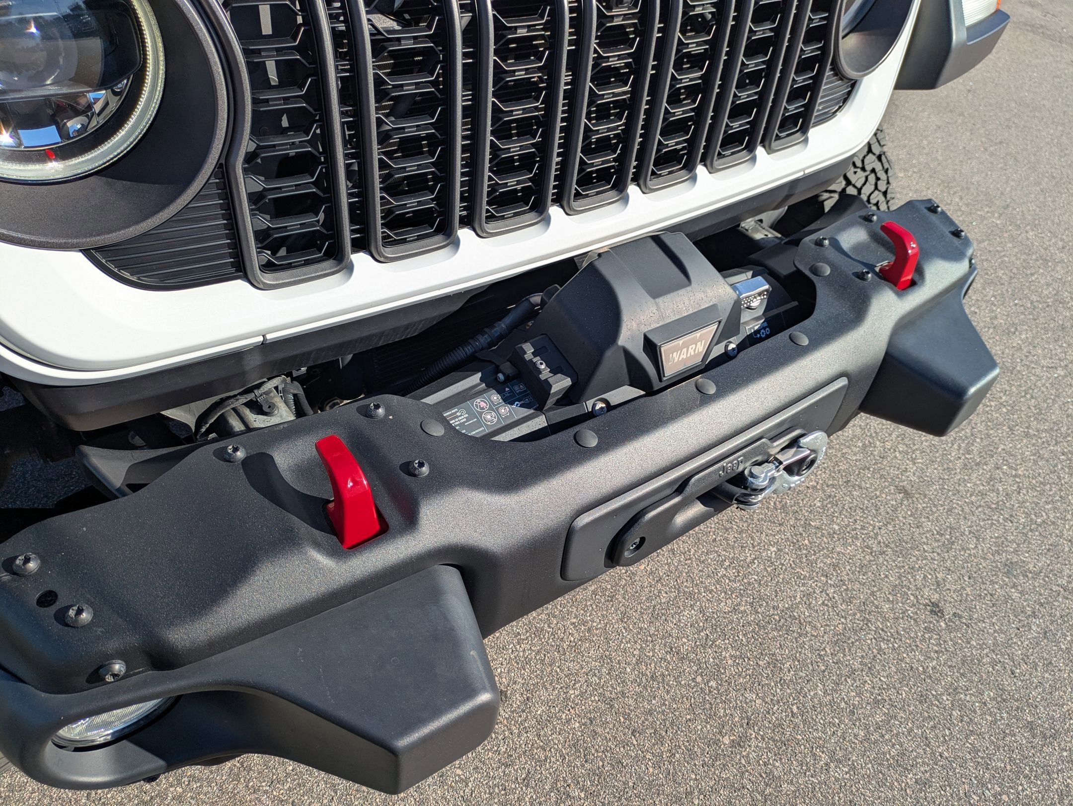 Used 2024 Jeep Wrangler Unlimited Rubicon w/ Capability Package image 44