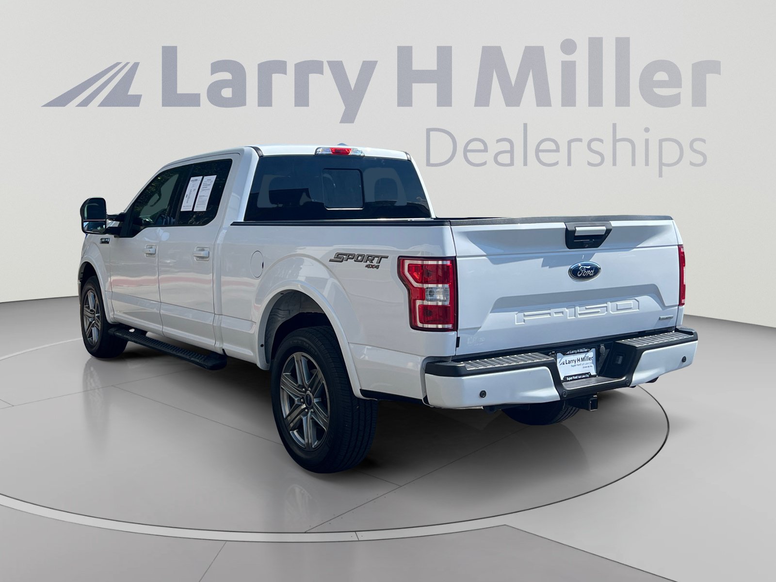 Certified 2018 Ford F150 XLT w/ Equipment Group 302A Luxury AWD/4WD image 3