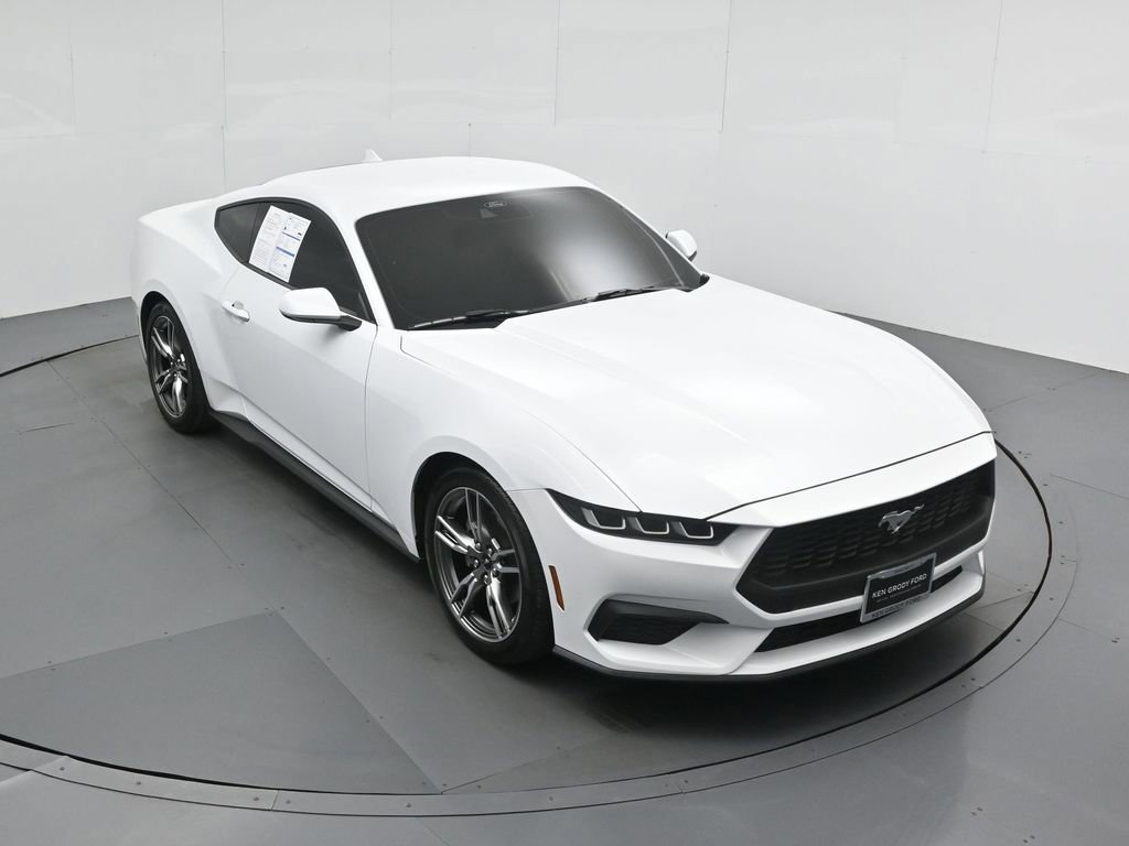 Certified 2024 Ford Mustang Coupe image 5