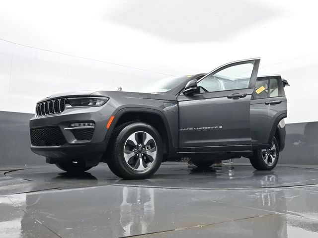 Used 2024 Jeep Grand Cherokee Limited 4xe AWD/4WD image 35