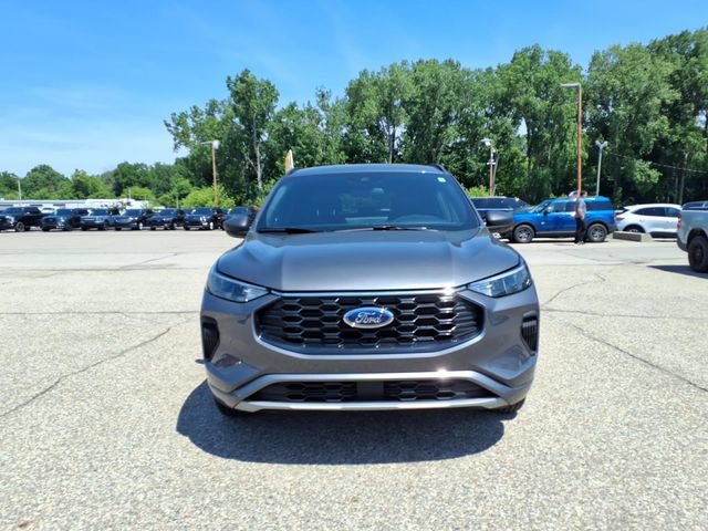 Certified 2024 Ford Escape ST-Line w/ Tech Pack #1 AWD/4WD image 2