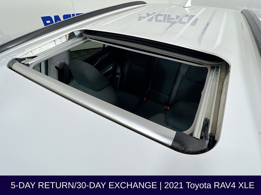 Used 2021 Toyota RAV4 XLE image 16