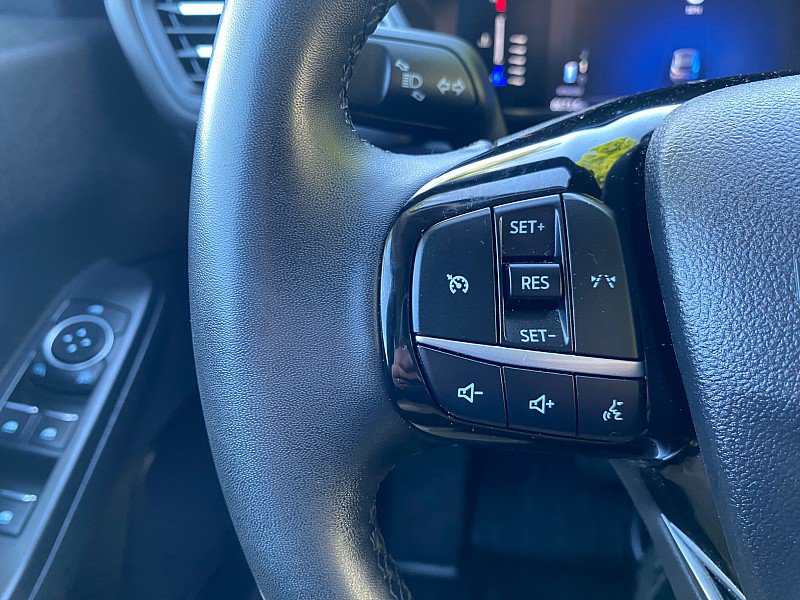 Certified 2023 Ford Escape Active AWD/4WD image 50