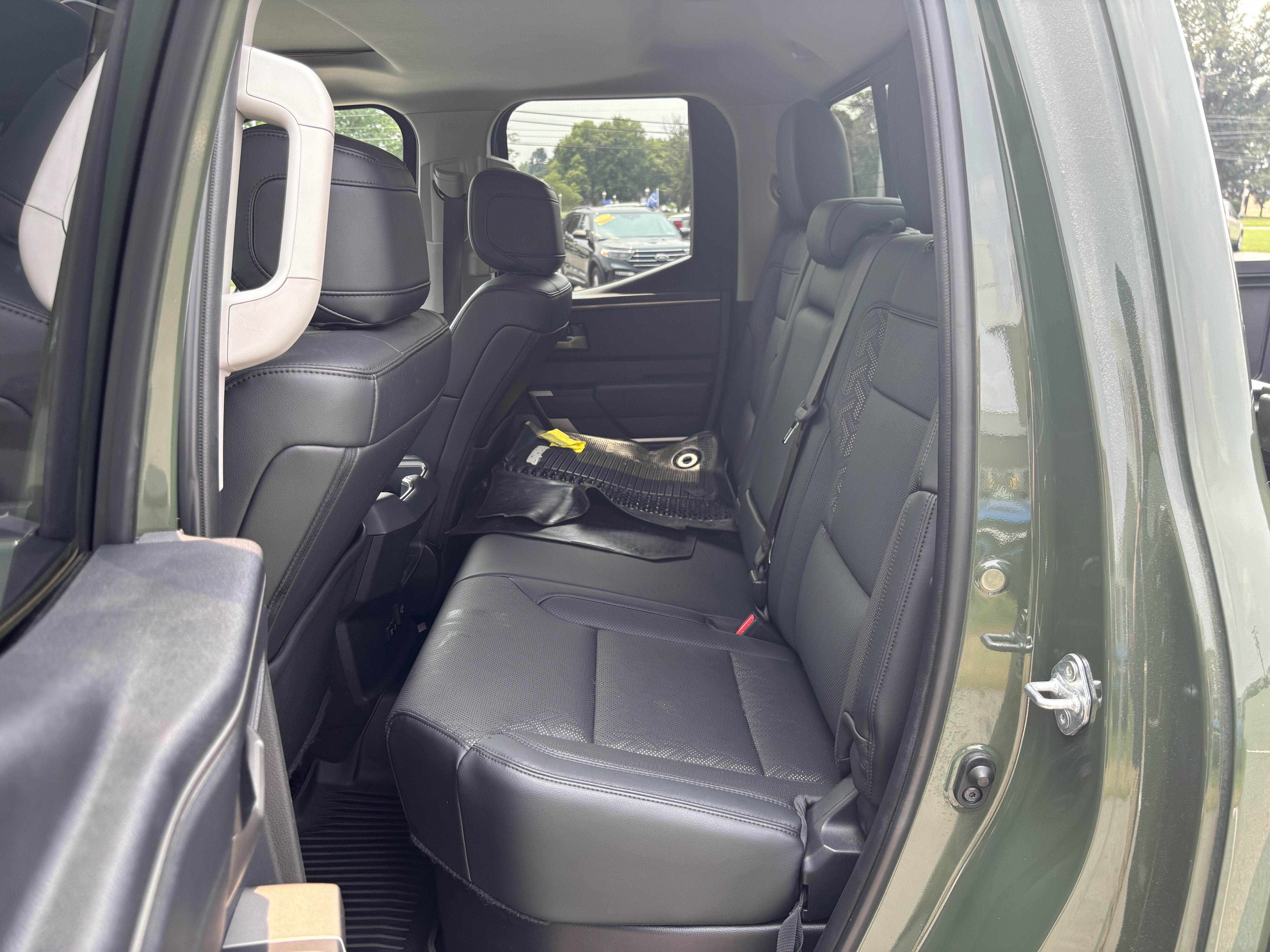 Used 2022 Toyota Tundra Limited AWD/4WD image 30