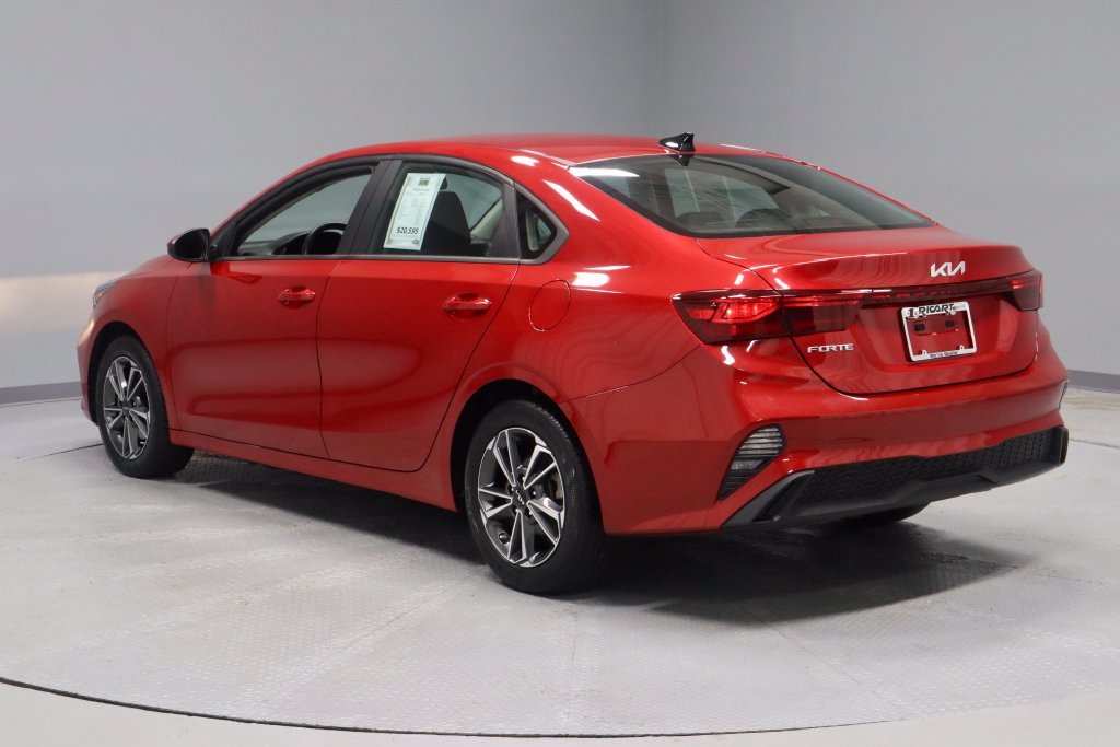 Used 2023 Kia Forte LXS FWD image 8