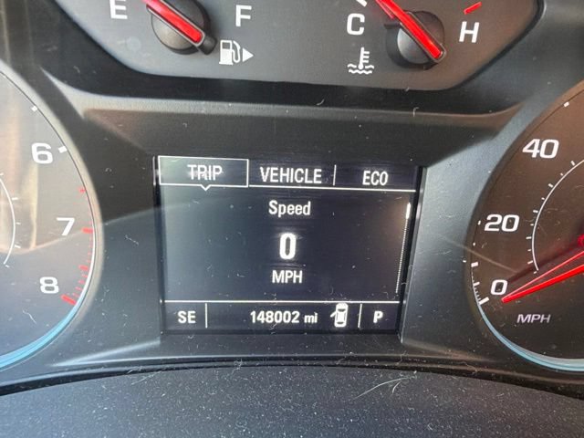Used 2017 Chevrolet Malibu LT FWD image 11