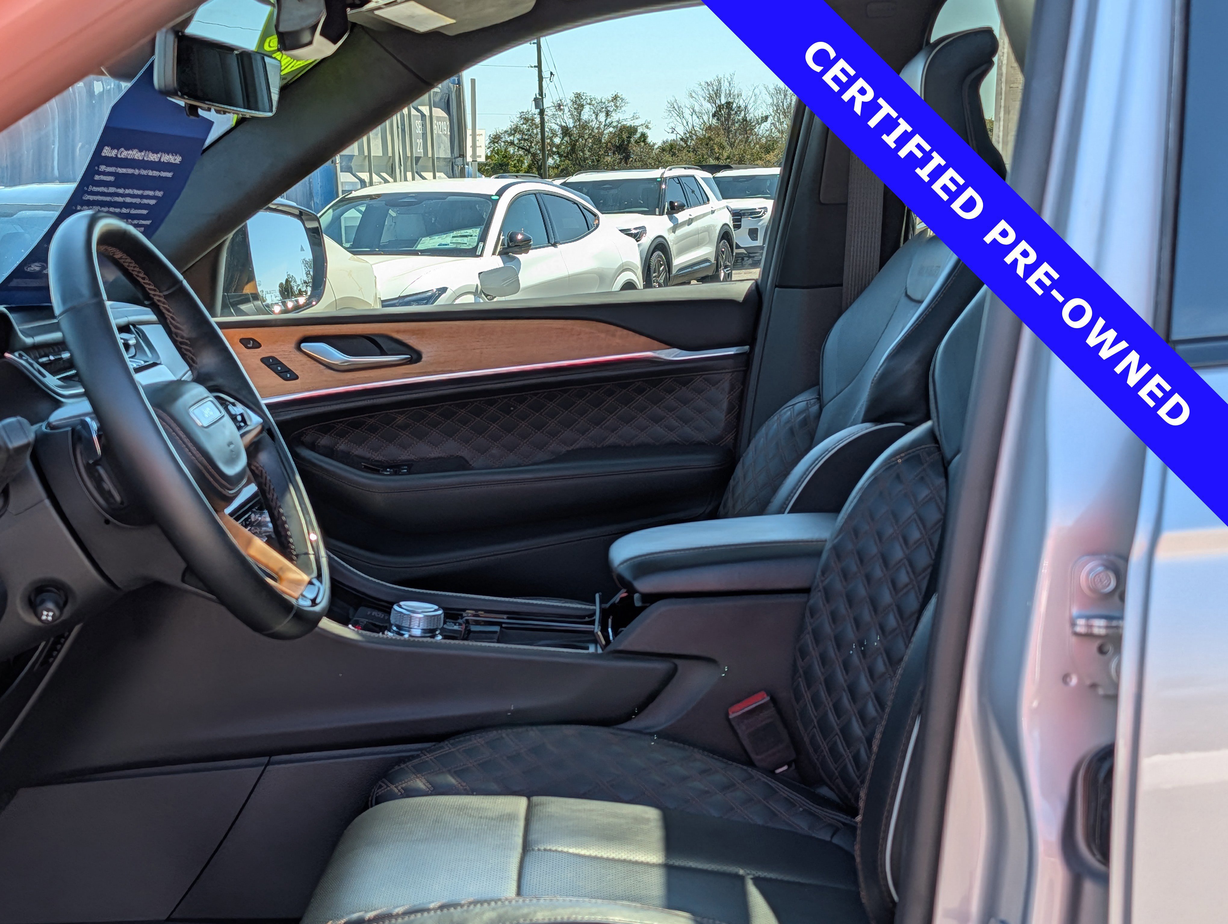 Used 2021 Jeep Grand Cherokee L Summit image 21