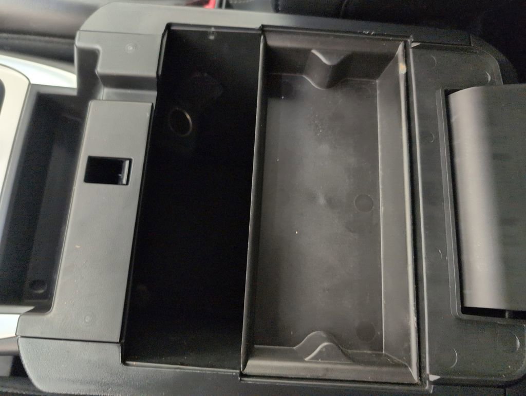 Certified 2021 Ford Explorer XLT w/ Equipment Group 202A RWD image 39