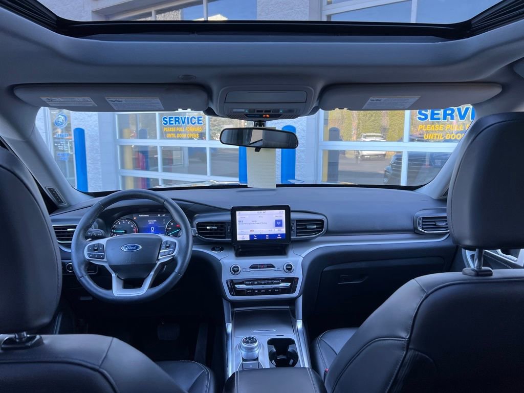 Certified 2023 Ford Explorer XLT w/ Equipment Group 202A image 16