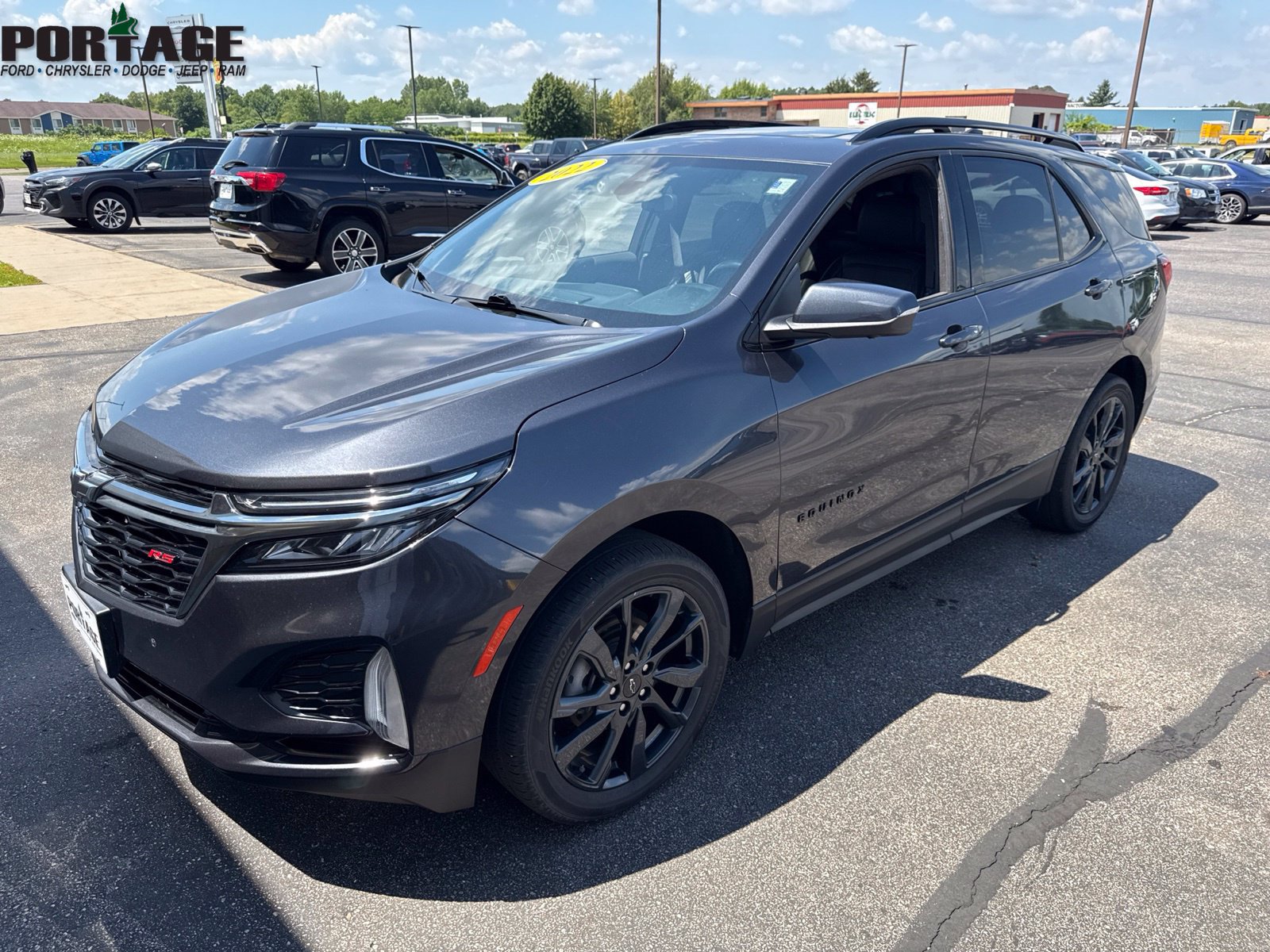 Used 2022 Chevrolet Equinox RS w/ RS Leather Package AWD/4WD image 5