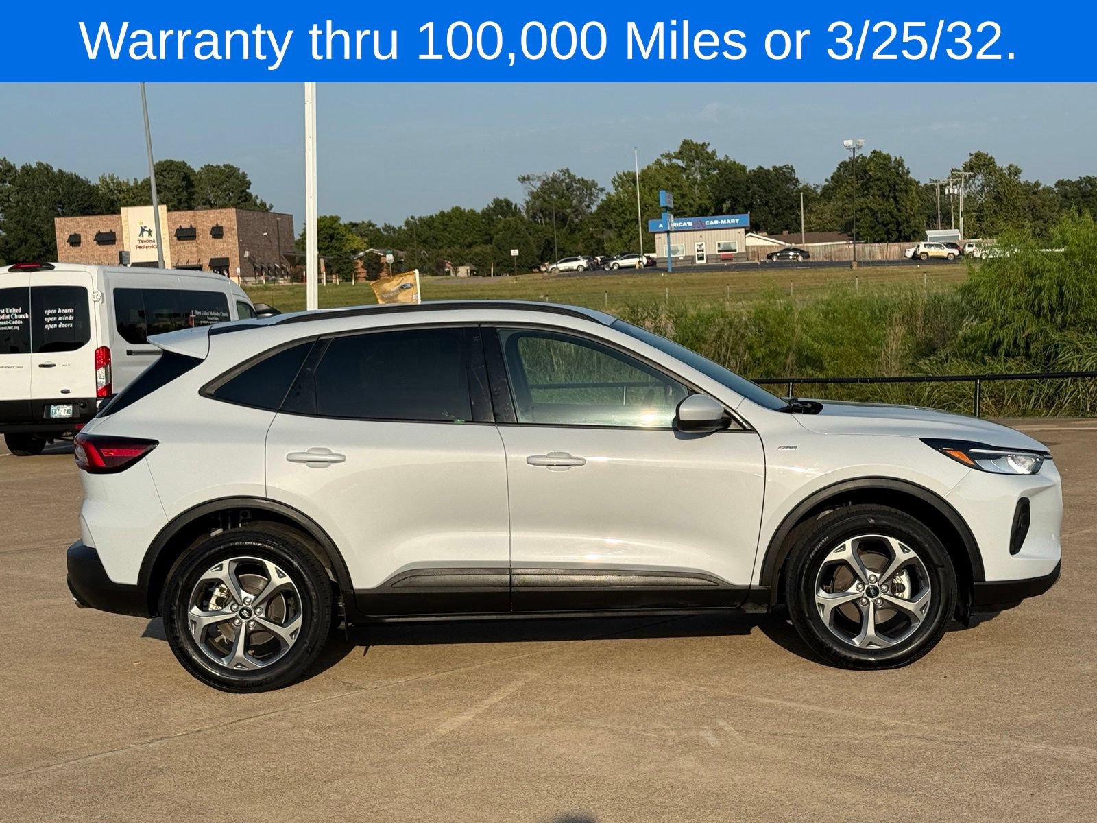 Certified 2025 Ford Escape ST-Line Select AWD/4WD image 4