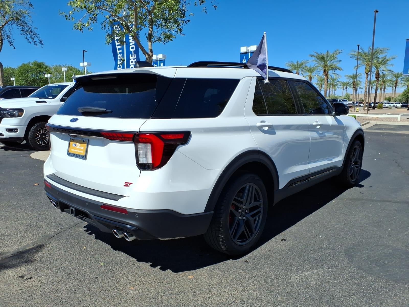 Certified 2025 Ford Explorer ST w/ Sun And Sound Package AWD/4WD image 4