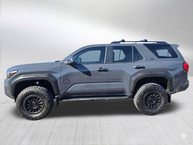Used 2026 Toyota 4Runner SR5 AWD/4WD image 3