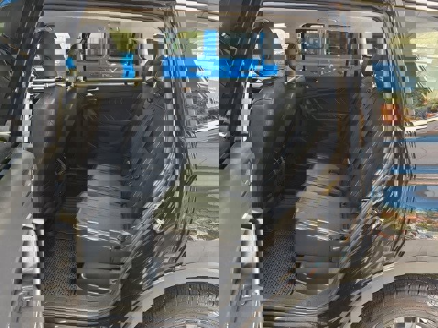 Used 2024 Volkswagen Tiguan SE image 36