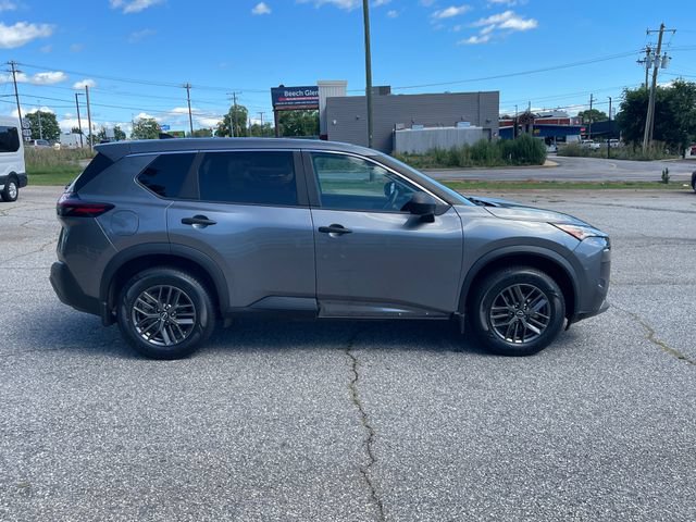 Used 2023 Nissan Rogue S FWD image 4
