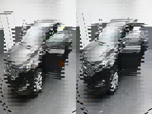 Certified 2023 Ford Edge SEL w/ Convenience Package AWD/4WD image 38