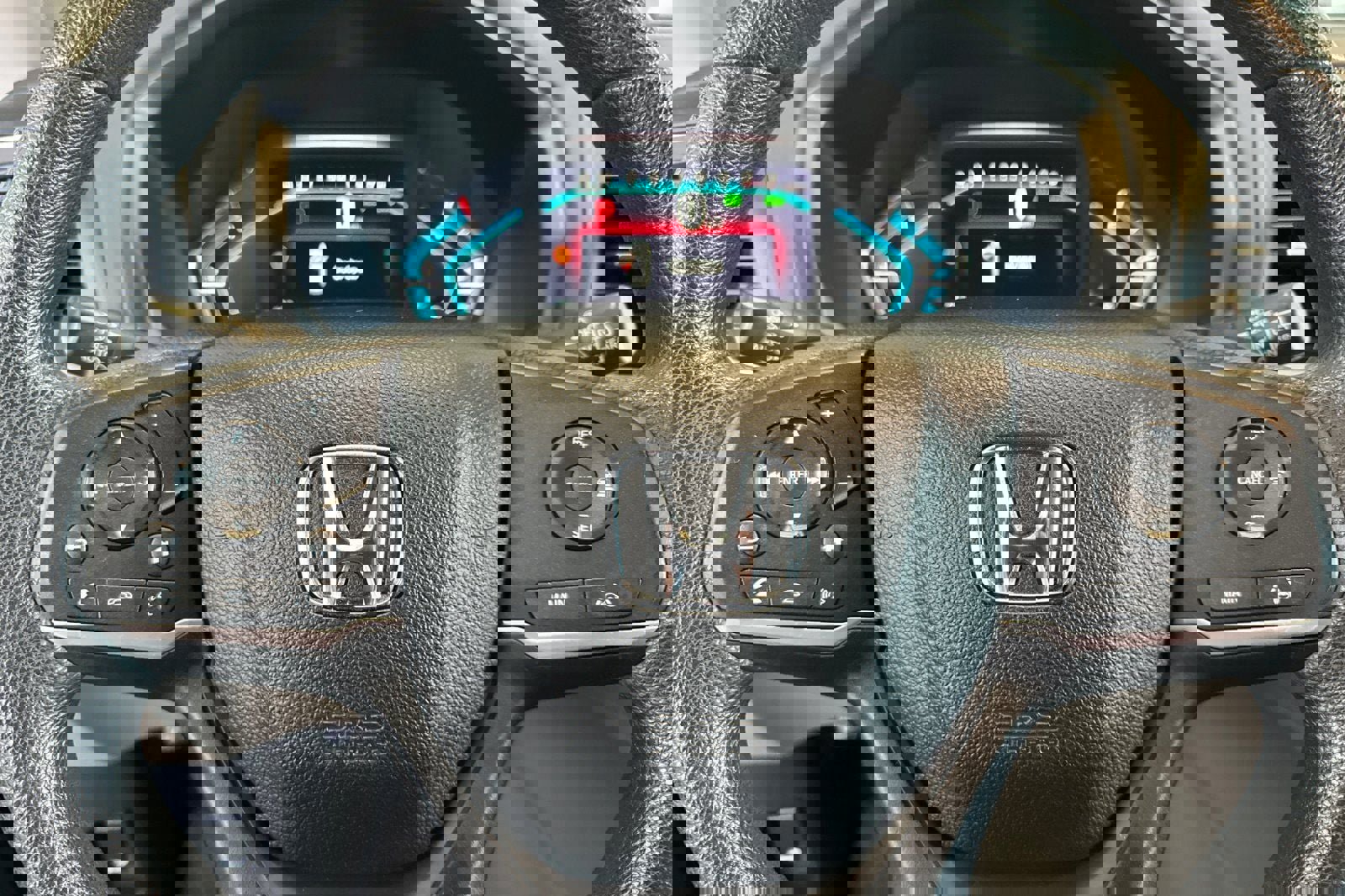 Used 2018 Honda Odyssey EX image 25