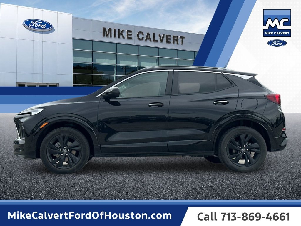 Used 2024 Buick Encore GX Sport Touring AWD/4WD image 2