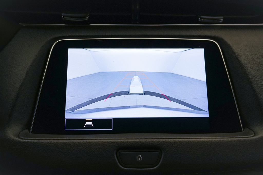 Used 2023 Cadillac XT4 Sport image 17