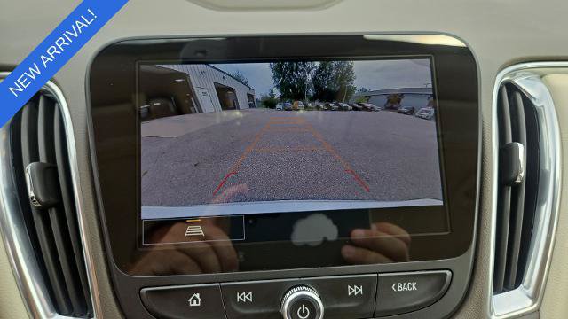 Used 2024 Chevrolet Malibu LT FWD image 15