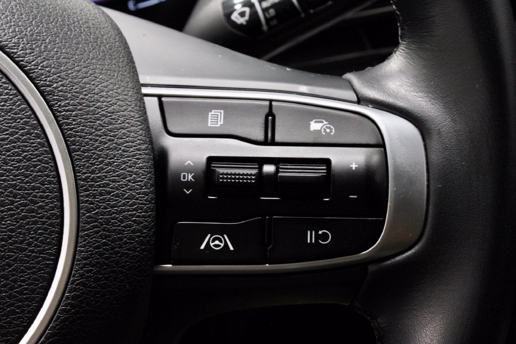 Used 2024 Kia Sportage EX AWD/4WD image 29