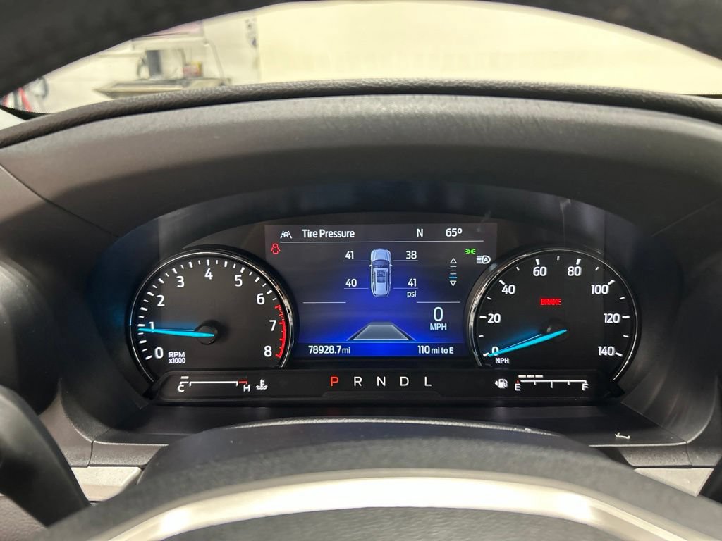 Certified 2022 Ford Explorer XLT w/ Equipment Group 202A AWD/4WD image 16