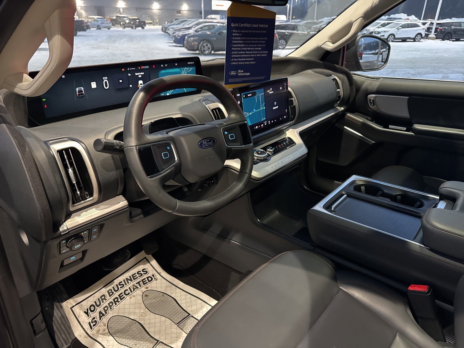 Certified 2025 Ford Expedition Active image 24