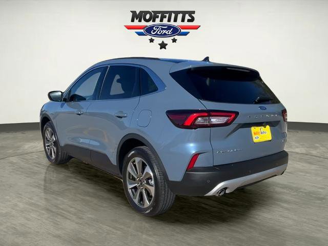 Certified 2025 Ford Escape Platinum image 3