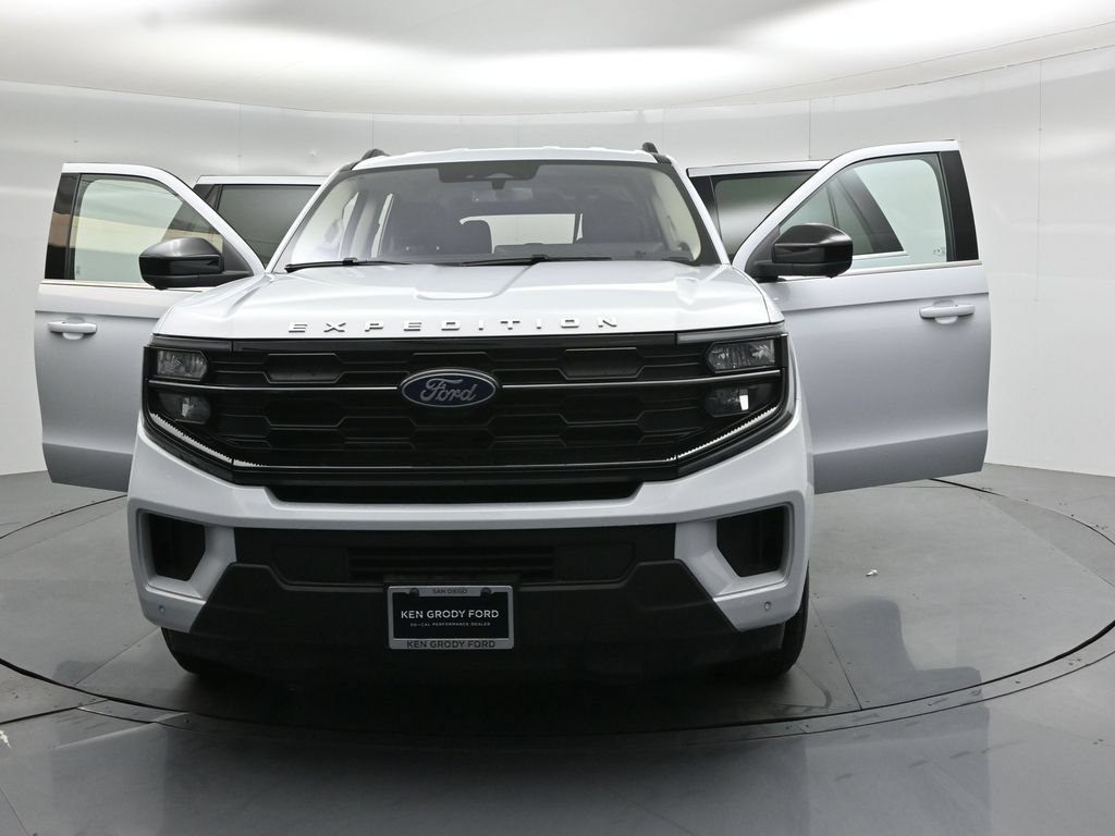 Certified 2025 Ford Expedition Max Active RWD image 28