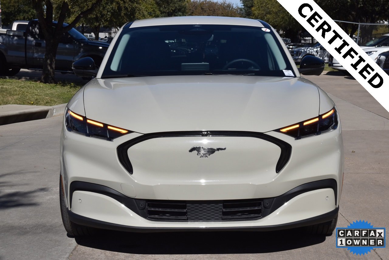 Certified 2025 Ford Mustang Mach-E Premium image 13