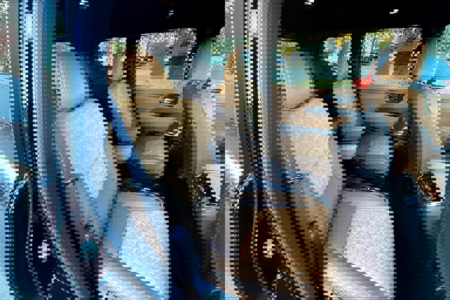 Used 2025 Nissan Armada Platinum Reserve image 19